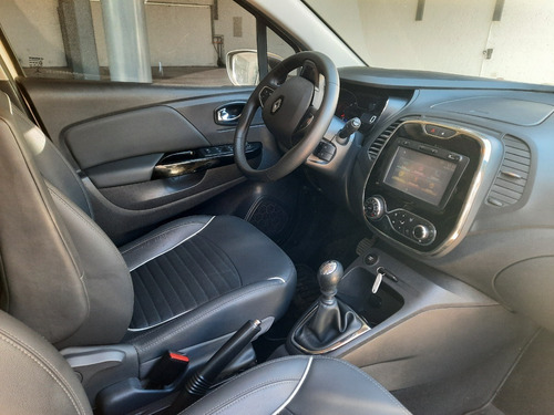 Imagen 9 de 11 de Renault Captur Intens 2.0 2019