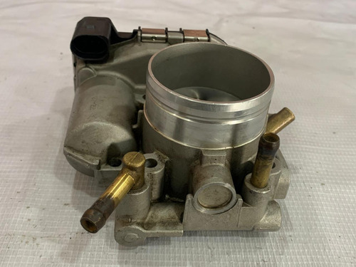 Cuerpo De Aceleracion Vw Jetta A4 Aut 2.0 Lts Mod 99-07 Orig (Usado)