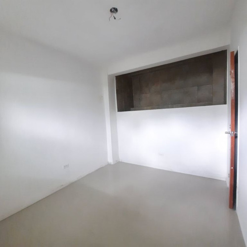 Imagen 27 de 30 de Casa En Venta Prados Del Este 6h/ 6b/ 6p