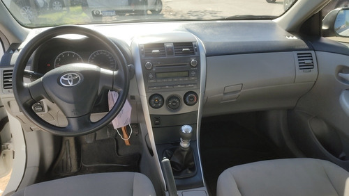 Imagen 9 de 11 de Toyota Corolla 2013 1.8 Xli Mt 136cv