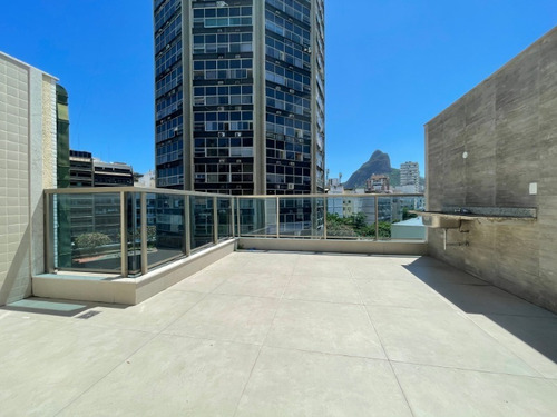 Imagem 1 de 30 de Excelente Cobertura Duplex De Alto Padrão Com Três Suítes Na Avenida Afrânio De Melo Franco, Leblon. - Co00045 - 69400596