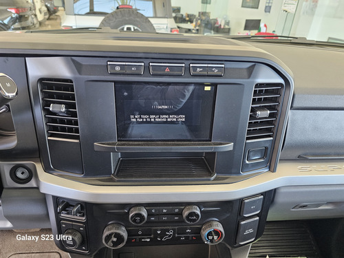 F-250 Xlt,diesel 6.7 L V8,ta