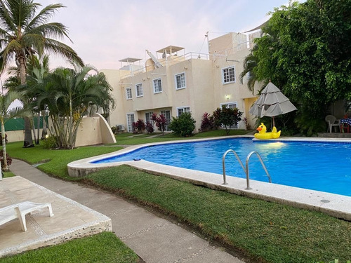 Imagen 15 de 30 de Bonita Villa Y Departamento A Unos Pasos De La Playa