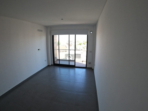 Imagen 7 de 14 de Semipiso En Venta En Ramos Mejia