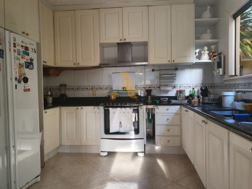 Imagem 25 de 30 de Venda - P. De Itauna - Excelente Casa, 850m² Construído, 3 Salas, 4suites, Apto 2qtos P/visitas, Dependências, Piscina, Sauna, Sótão. 1000m² Terreno - Sqa1607i - 69009919