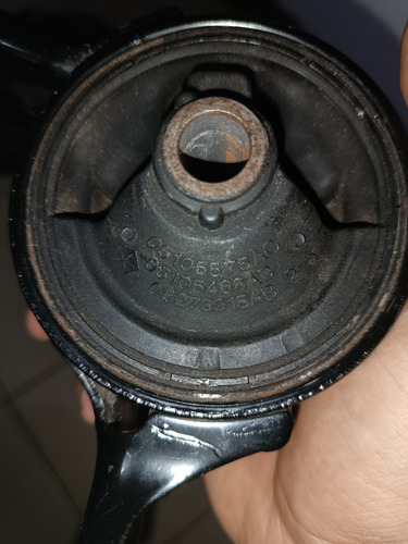 Remate Base Motor Aplica Para Dodge Caliber Y Otros Modelos 