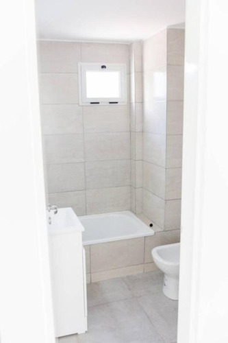 Imagen 14 de 17 de En Venta! Departamento Tres Ambientes En Edificio Piamonte V