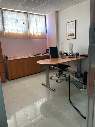 Imagen 6 de 10 de En Alquiler Oficina C.c Novocentro Puerto La Cruz