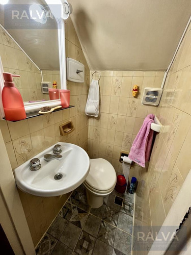 Imagen 8 de 24 de Casa De 4 Ambientes Con Piscina - Mart.-fleming/panam.