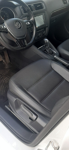 Imagen 5 de 18 de Volkswagen Vento 2018 1.4 Highline 150cv At