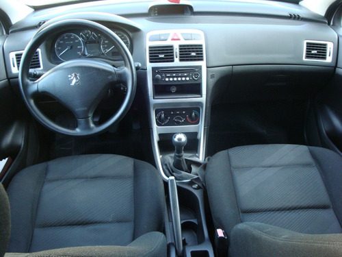 Peugeot 307 1.6 Presence Flex 5p