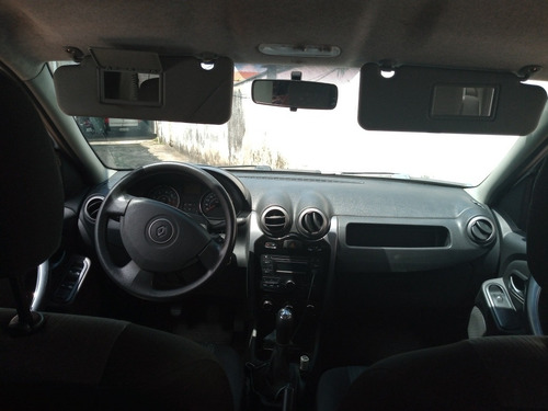 Imagem 3 de 9 de Renault Logan 2013 1.6 Expression Hi-power 4p