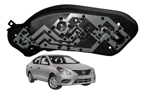 Porta Focos Calavera Izquierda Versa 2014 Nissan