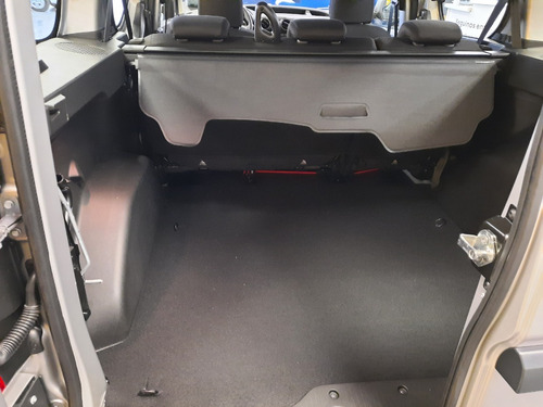 Renault Kangoo Stepway - Tres Formas De Retiro (rr)