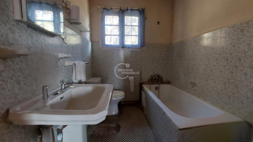 Casa En Venta De 4 Dormitorios. En Llolleo, San Antonio