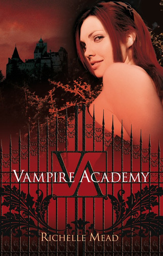 Vampire Academy, de Mead, Richelle. Serie Ficción Juvenil Editorial Alfaguara Juvenil, tapa blanda en español, 2010