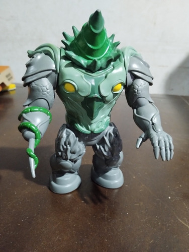 Figura De Acción Power Rangers Batalla Atacantes Dino Fury (Usado)