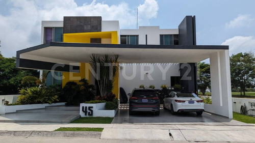 Residencial Altozano Colima , Casa En Venta