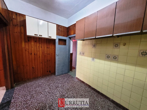 Imagen 12 de 30 de Casa En 1 Planta De 3 Amb Con Jardín Y Terraza. Oportunidad.