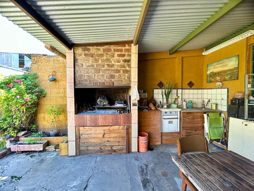 Venta/permuta Casa 5 Amb A Refac Caseros Centro