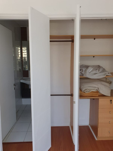 1 Dormitorio 1 Baños Con Estacionamiento Y Bodega.