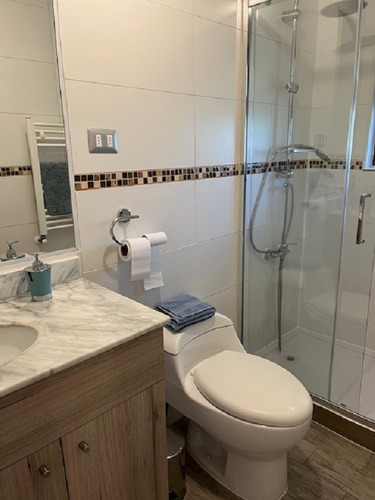 Casa En Hermoso Y Comodo Condominio A Un Precio Excelente!!