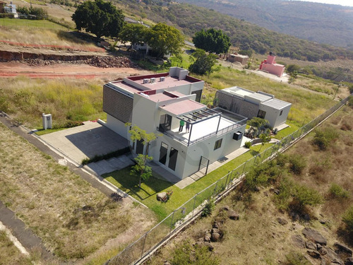 Casa En Venta En Ciudad Zapotlanejo
