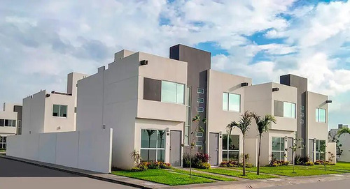 Puerta Paraíso Casa En Clouster En Venta Con Alberca Y Palapa