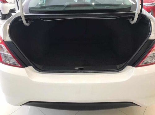 Nissan Versa 1.6 Advance Mt 2016
