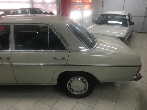 Mercedes Benz 250-8 1968 Charliebrokers