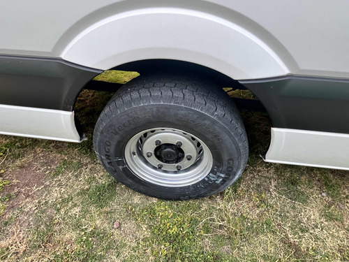 Volkswagen Crafter 2.0 Pasajeros 5.0 Ton Lwb Caja Extendida Mt
