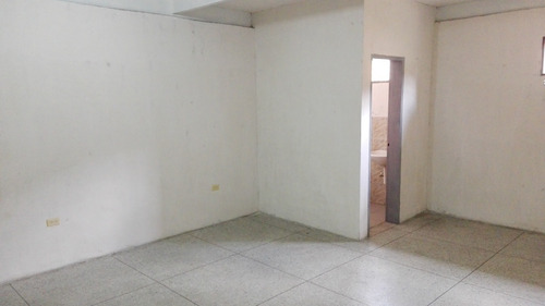 Local Comercial De 29m2
