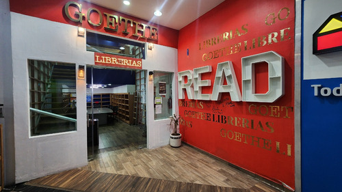 Local Comercial En Dos Niveles Interlomas