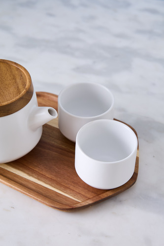 Set Leah Tetera + 2 Pocillos De Ceramica Blanca Tapa Y Bande