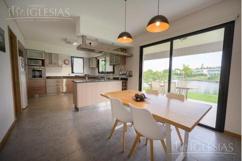 Imagen 6 de 19 de Casa En Alquiler - San Agustin