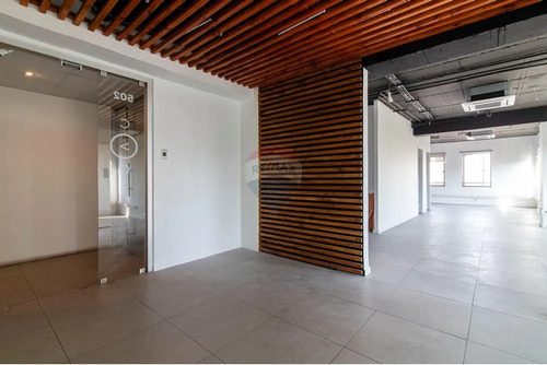 Of. Planta Libre 104,64 Mts2 Metro P. De Valdivia