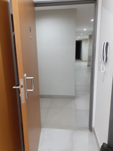Imagen 5 de 14 de Oportunidad!!! Monoambiente En Monte Grande. Consulte!!!!