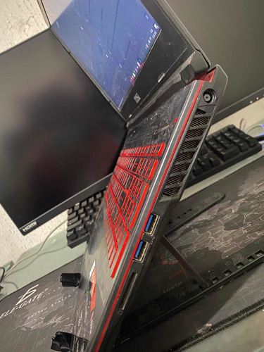 Laptop Msi Gl63 85c (Usado)