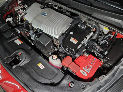 Toyota Prius 1.8 Premium Cvt