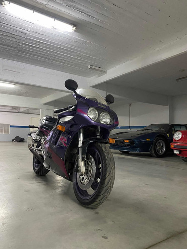Imagen 3 de 15 de Susuki Rgsx 750