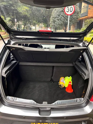Renault Sandero 1.6 Dynamique 110 hp