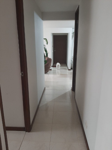 Imagen 3 de 18 de Venta De Apartamento En Piso Alto Unidad Cerrada
