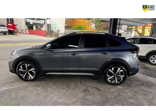 Volkswagen Nivus 1.0 200 TSI TOTAL FLEX HIGHLINE AUTOMÁTICO