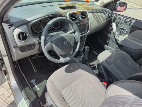 Renault Logan 1.6 Expression Hi-power 4p