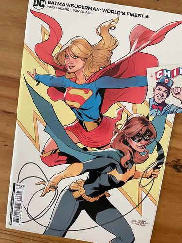 Comic - Batman Superman World's Finest #6 Dodson Supergirl