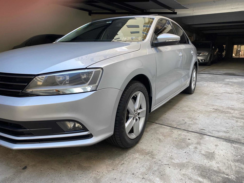 Volkswagen Vento 2.5 Advance Plus 170cv 2015