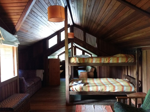 Imagen 12 de 14 de Casa / Cabaña Tailandesa Para 7 Personas En Delta De Tigre