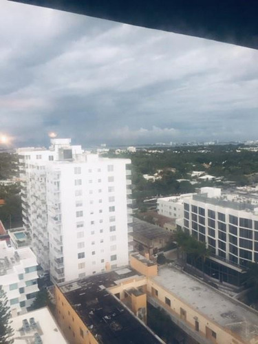 Venta Condominio En Miami Frente Al Mar