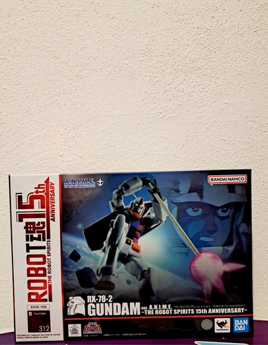 Gundam Rx-78-2. 15th Aniversario Robot Spirits Bandai 