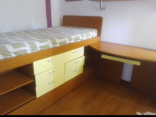 Habitación Para Estudiante O Persona Independiente 